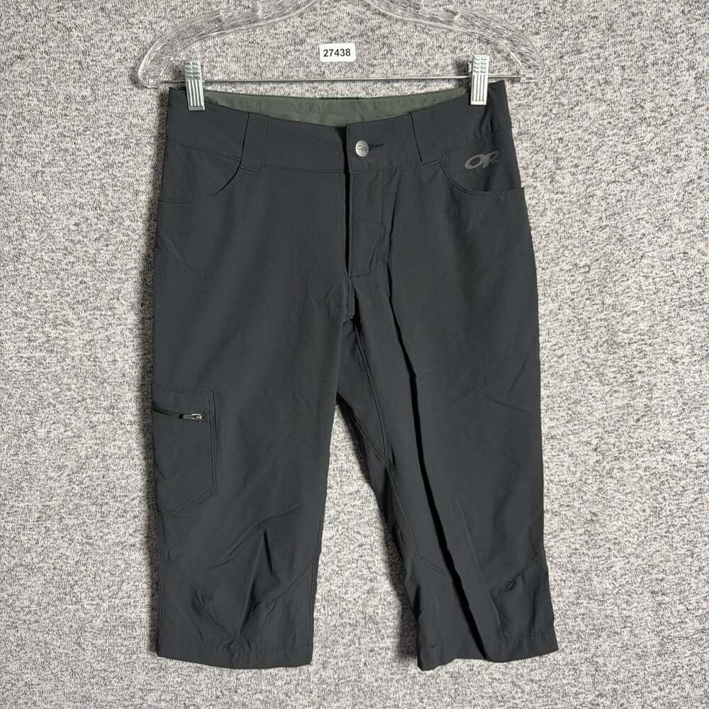 Outdoor Voices Women's Size 4 Black Nylon  Ferrosi Capri Pants Zip Pocket Cargo